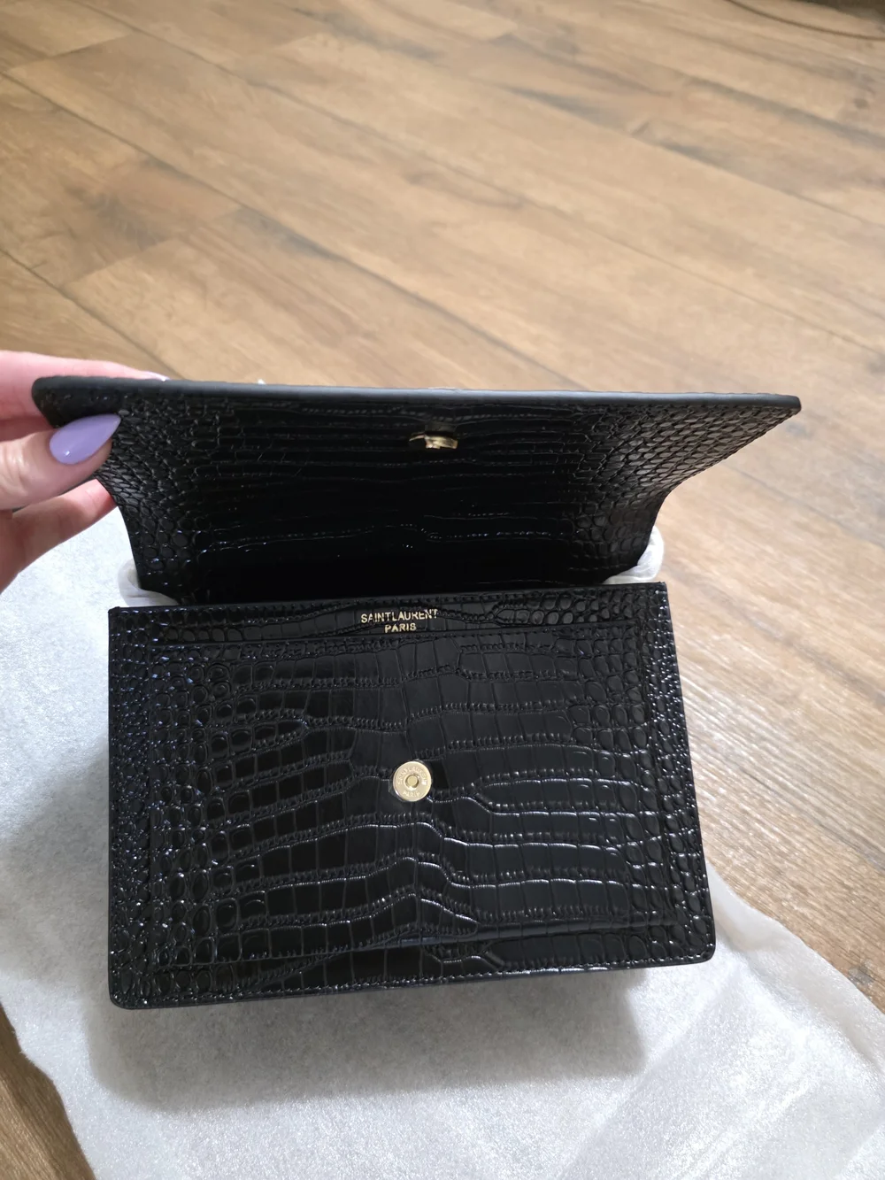 Saint Laurent Black Croc-Embossed Leather Shoulder Bag - Picture 6 of 11